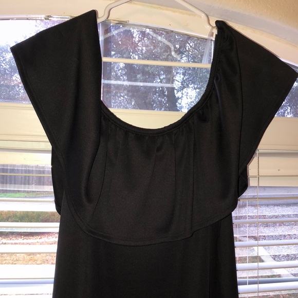 Off the shoulder dress. - Picture 2 of 3